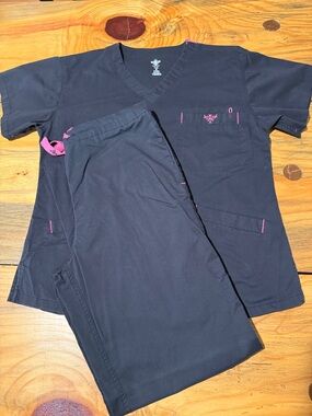 Med Couture Black Scrub Set with Pink Trim, Women’s Small
